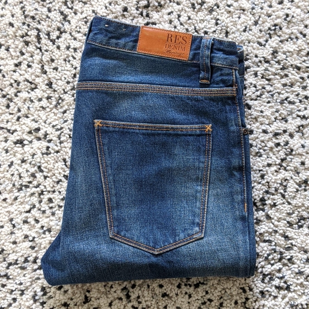 Men's Blue Jeans - Classic Straight Fit